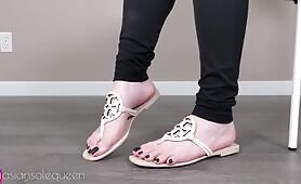 Asiansolequeen Dark painted toes and sandals try on JOI